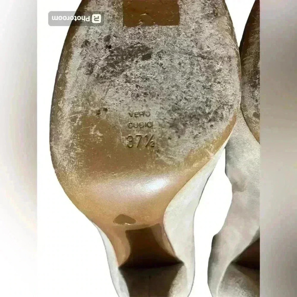 Moschino Cheap and Chic Beige Suede Stiletto/Pump Heels Size 7.5 - Picture 6 of 10